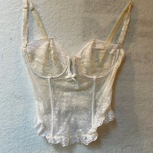 Jezebel bustier white lace size 36C.